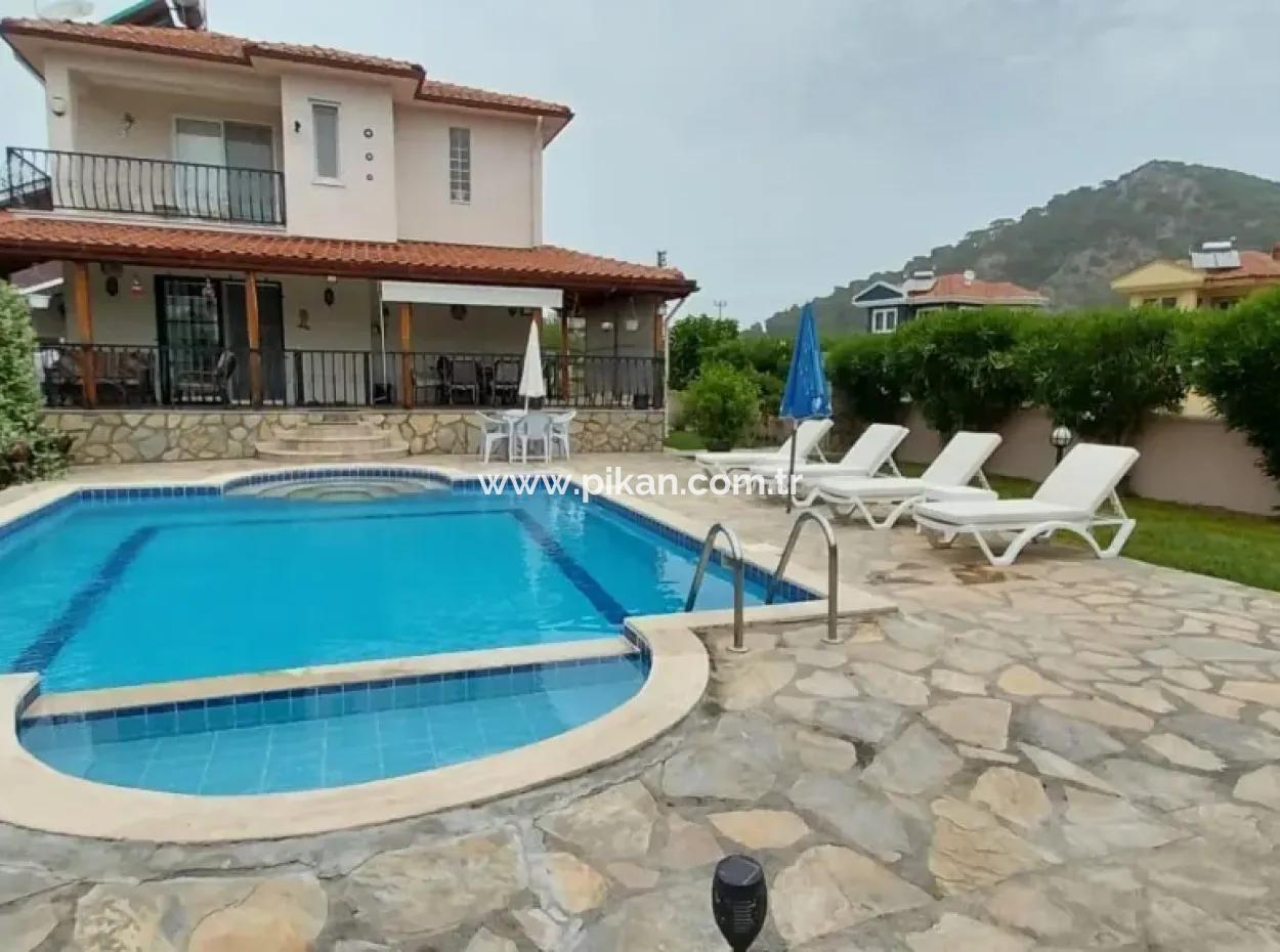 3 1 Villa Mit Pool Auf 580 M2 Freistehendem Grundstück In Dalyan, Muğla