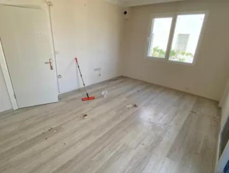 Zu Verkaufen In Ortaca, Mugla 1 1 Erdgeschosswohnung Mit Großem Balkon.