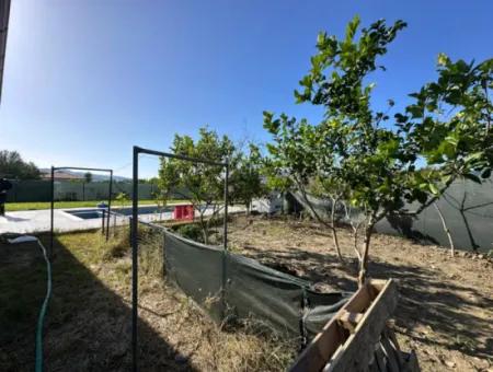 Einstöckiges Haus Mit Freistehendem Pool In Ortacada Zur Langzeitmiete