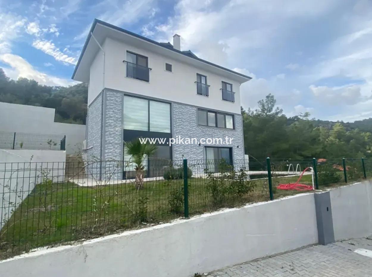 Furnished 4 1 Villa Rent In 415 M2 Plot In Ortaca Sarigerme