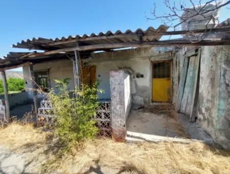 Muğla Ortaca Ekşiliyurt Detached 950 M2 Land Village House And Barn For Sale