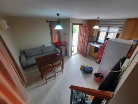 Muğla Dalyanda 310 M2 Arsada Yüzme Havuzlu 85 M2 2+1 Dubleks Satılık